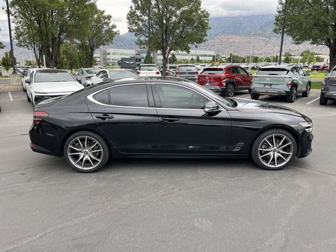 Used 2023 Genesis G70 2.0T AWD/4WD image 6