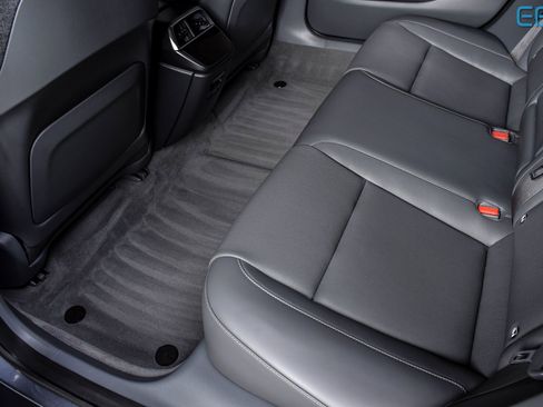 Used 2024 Lucid Air Touring image 19