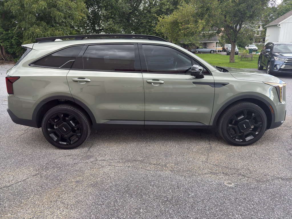 Used 2024 Kia Sorento SX AWD/4WD image 6