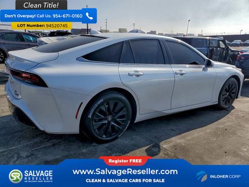 Used 2022 Toyota Mirai w/ Advanced Technology Package image 4