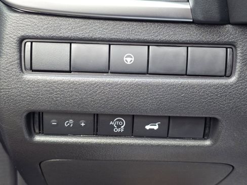 New 2026 Nissan Rogue SV image 17