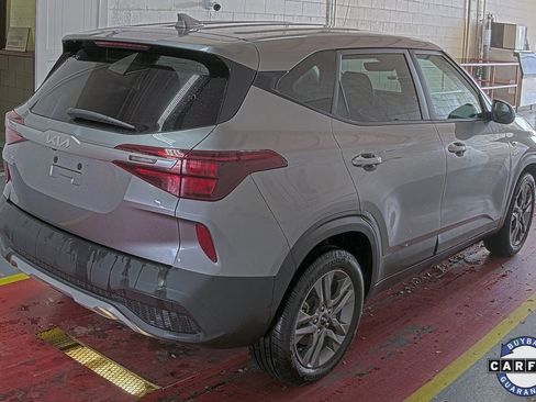 Used 2022 Kia Seltos LX image 5