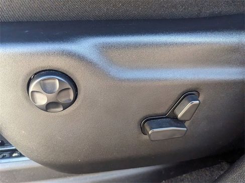 Certified 2022 Jeep Grand Cherokee Laredo X image 7