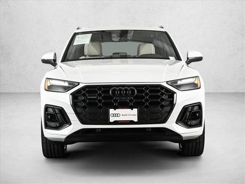 Used 2024 Audi Q5 2.0T Premium Plus AWD/4WD image 2