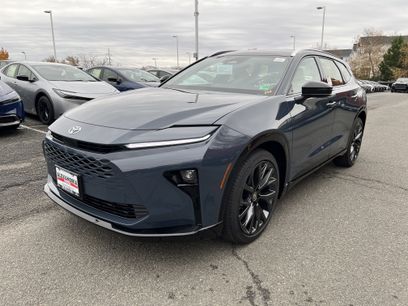 New 2025 Toyota Crown Signia