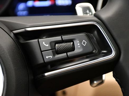Certified 2026 Porsche Macan Turbo AWD/4WD image 27