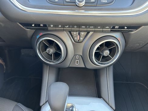 New 2025 Chevrolet Blazer LT w/ Midnight/Sport Edition image 8