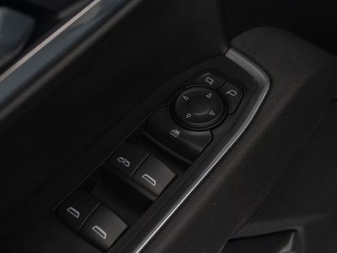 Used 2025 Chevrolet Silverado 1500 LT AWD/4WD image 15