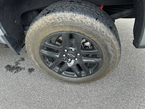 Used 2024 Chevrolet Silverado 1500 LT Trail Boss w/ Protection Package AWD/4WD image 27