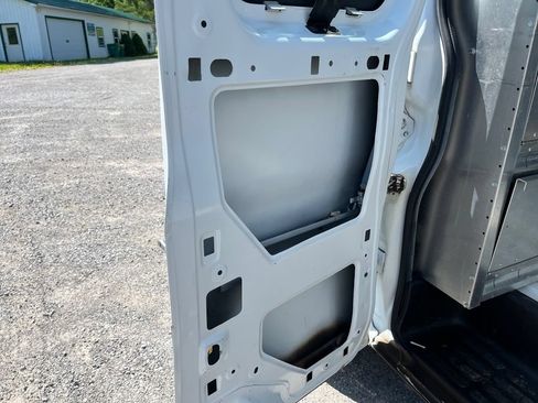 Used 2018 Chevrolet Express 2500 w/ Driver Convenience Package RWD image 36