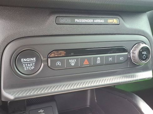 Certified 2025 Ford Bronco Sport Outer Banks w/ Outer Banks Tech Package+ AWD/4WD image 16