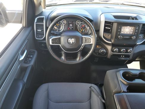 Used 2019 RAM 1500 Big Horn image 13
