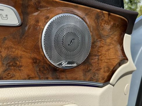 Used 2018 Mercedes-Benz E 400 4MATIC Wagon image 11