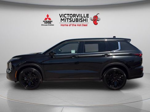 New 2026 Mitsubishi Outlander LE FWD image 4