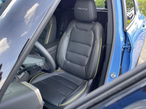 Used 2024 Chevrolet TrailBlazer ACTIV w/ Convenience Package image 14