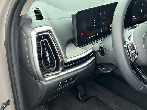 New 2025 Kia Sorento X-Line EX image 12