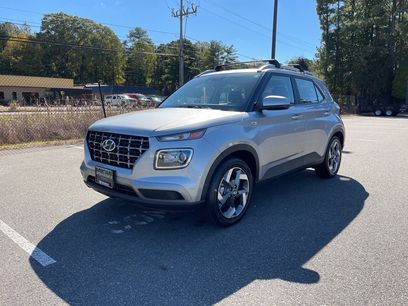 Used 2024 Hyundai Venue SEL