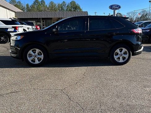 Used 2023 Ford Edge SE image 4