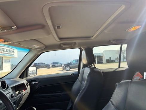 Used 2015 Jeep Patriot High Altitude image 8