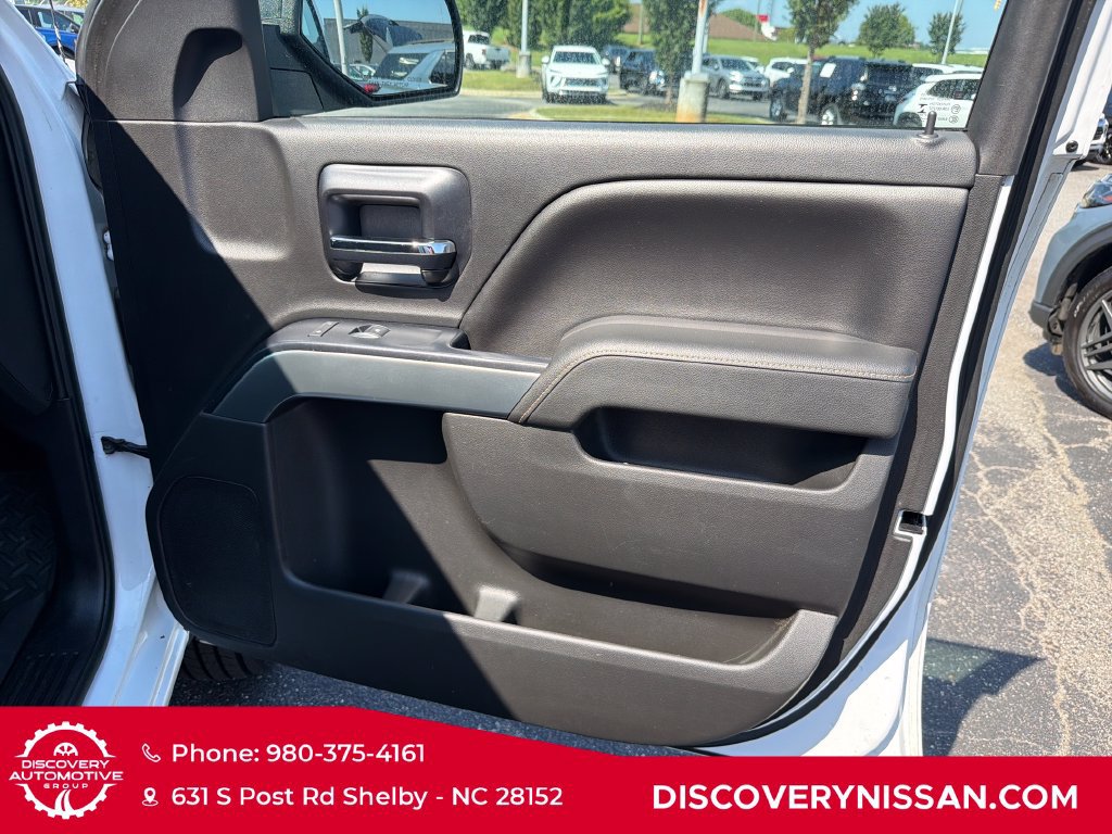 Used 2015 Chevrolet Silverado 2500 LT AWD/4WD image 30
