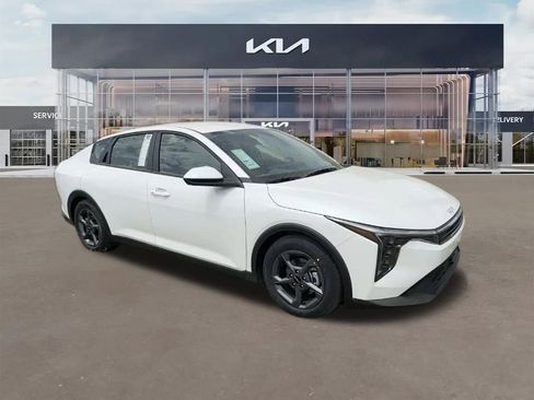 New 2026 Kia K4 EX FWD image 1