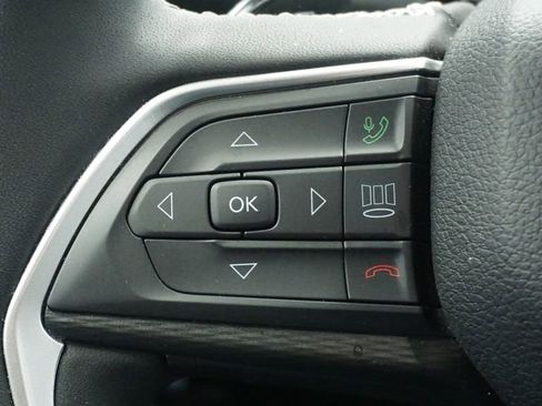 Certified 2023 Jeep Grand Cherokee L Laredo image 36