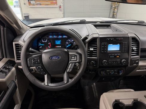 Used 2022 Ford F250 XL w/ Power Equipment Group AWD/4WD image 22