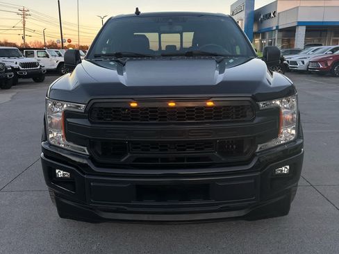 Used 2019 Ford F150 XLT w/ Equipment Group 302A Luxury image 4