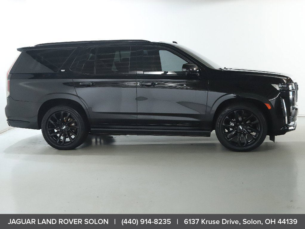 Used 2022 Cadillac Escalade Sport Platinum w/ LPO, ONYX Package AWD/4WD image 10