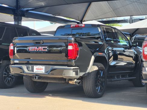 Used 2023 GMC Canyon Denali w/ Denali Black Edition AWD/4WD image 1
