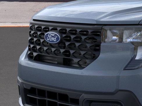 New 2025 Ford Maverick XLT image 18