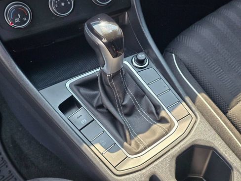 Certified 2023 Volkswagen Jetta Sport FWD image 29