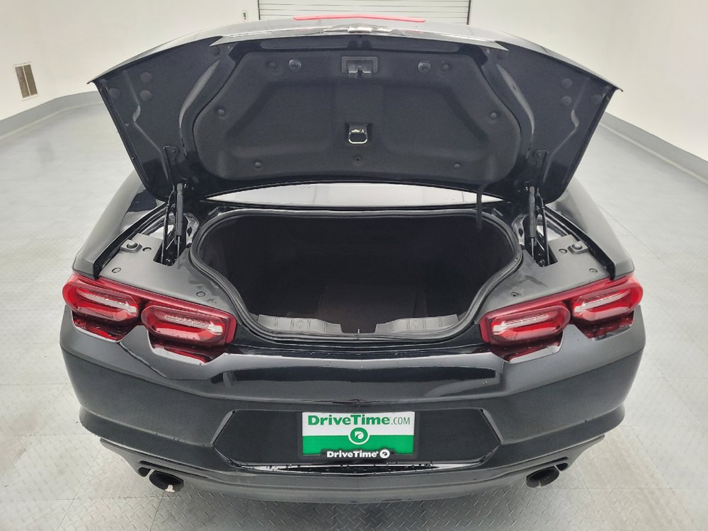 Used 2019 Chevrolet Camaro LT RWD image 29
