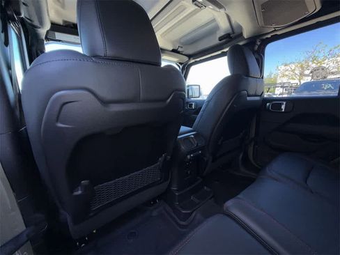 New 2026 Jeep Wrangler Unlimited Rubicon image 12
