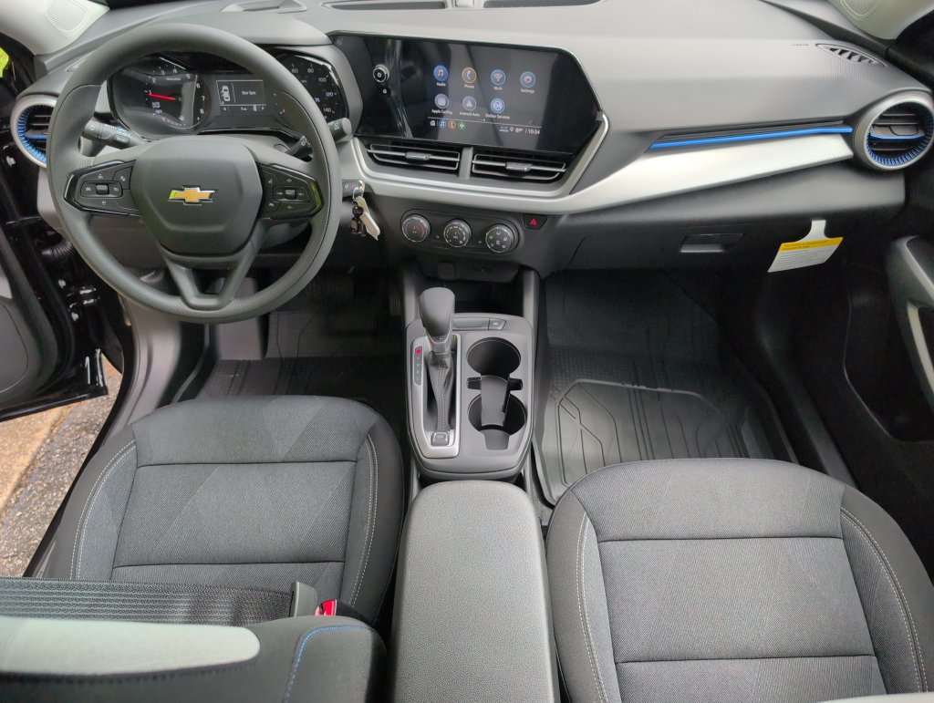 New 2026 Chevrolet Trax LS w/ LS Convenience Package FWD image 29
