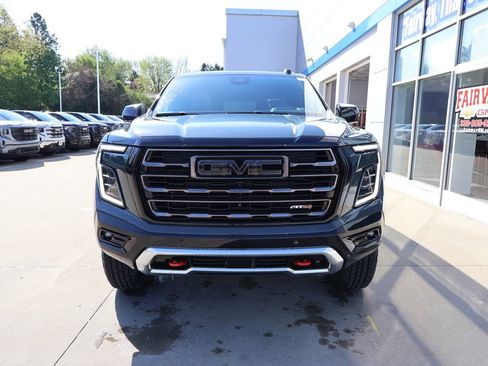 New 2026 GMC Yukon AT4 Ultimate AWD/4WD image 5