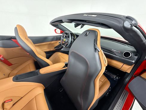Certified 2022 Ferrari Portofino M RWD image 24