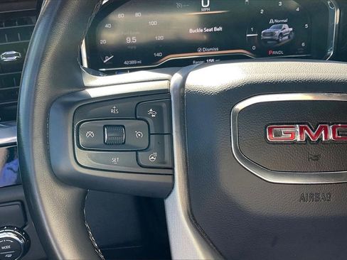 Used 2024 GMC Sierra 1500 SLE image 17