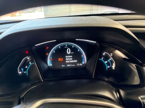 Used 2019 Honda Civic EX image 21