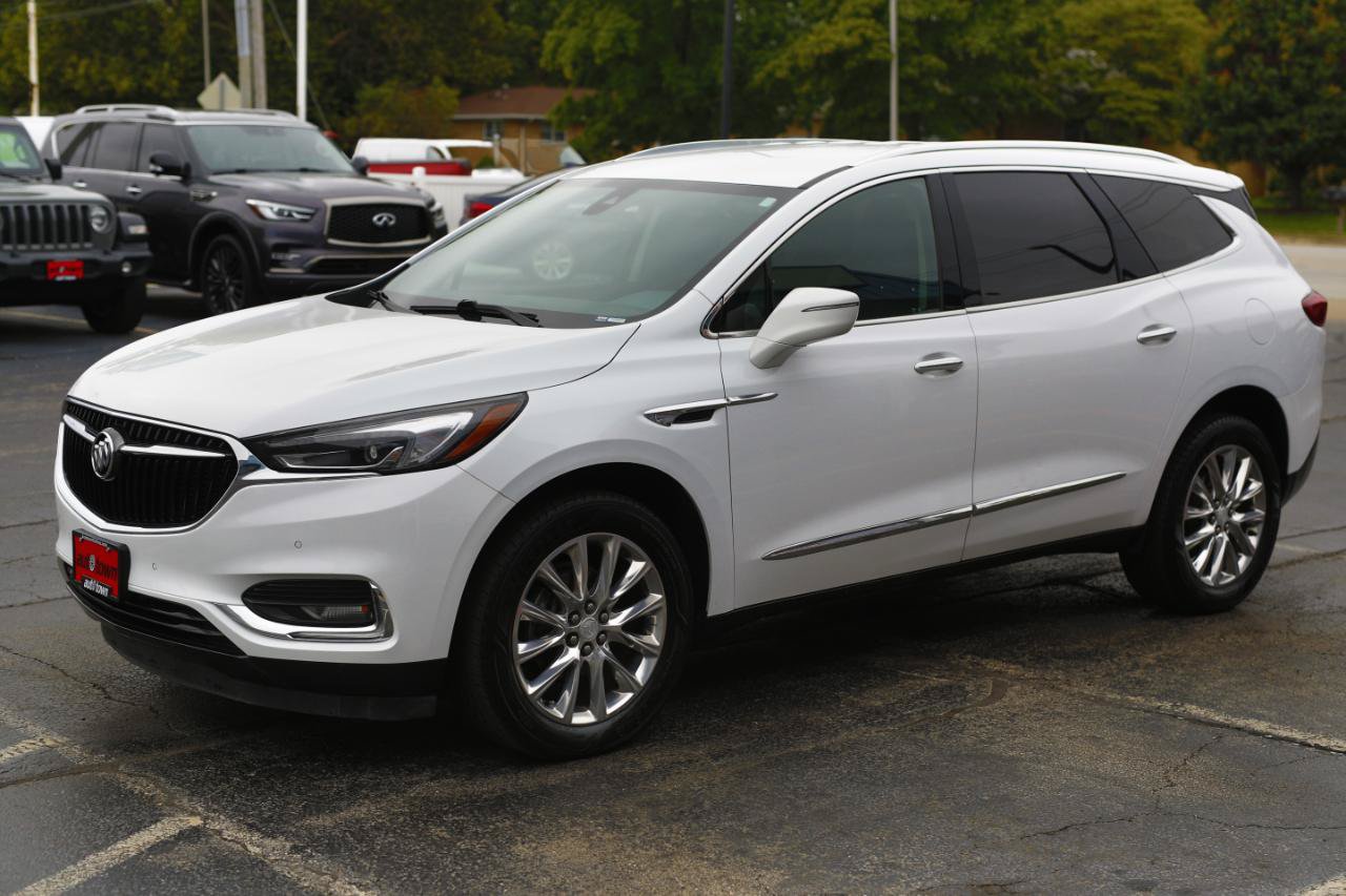 Used 2018 Buick Enclave Premium w/ Trailering Package FWD image 3