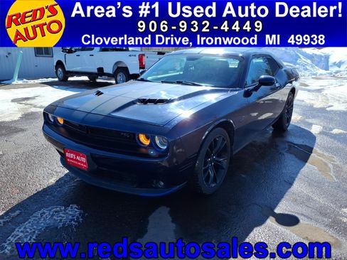 Used 2016 Dodge Challenger R/T Plus image 1
