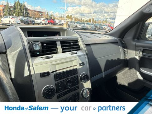 Used 2012 Ford Escape XLT image 16