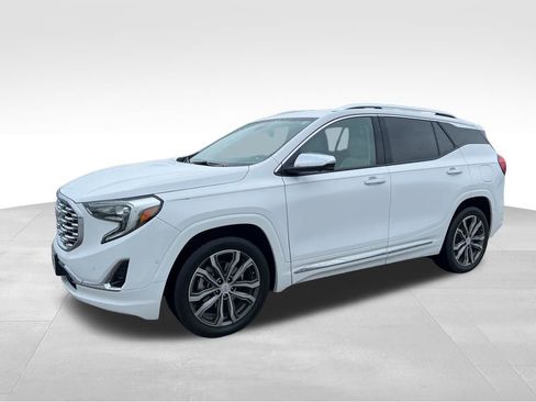 Certified 2019 GMC Terrain Denali w/ Advanced Safety Package FWD image 11