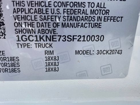 Used 2025 Chevrolet Silverado 2500 LT AWD/4WD image 30