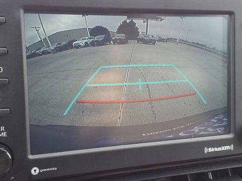 Used 2021 Toyota RAV4 XLE w/ Convenience Package image 14