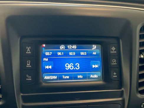 Used 2016 Chrysler 200 Limited w/ Convenience Group image 16