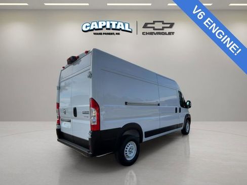 Used 2025 RAM ProMaster 2500 w/ Storage Group image 5