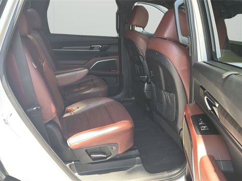 Used 2023 Kia Telluride SX Prestige AWD/4WD image 13