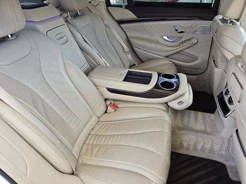Used 2019 Mercedes-Benz S 560 4MATIC Sedan image 27