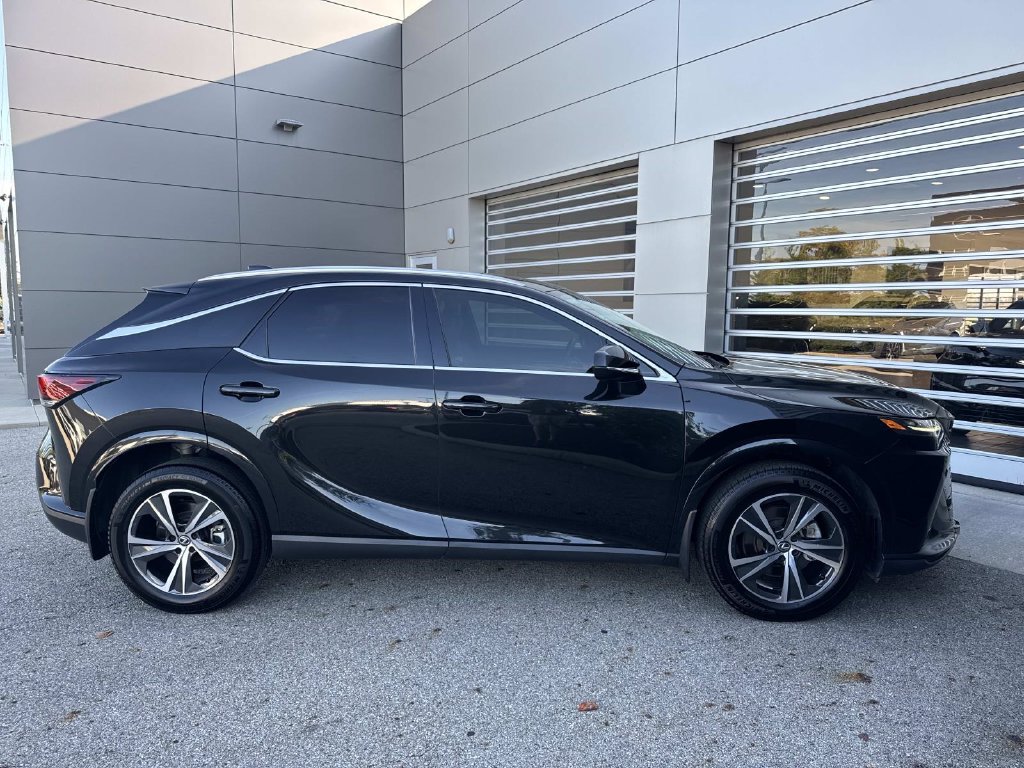 Used 2023 Lexus RX 350 Premium w/ Cold Area Package FWD image 8